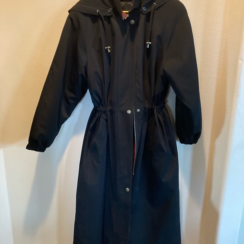 Liz be Claiborne black maxi coat size 8